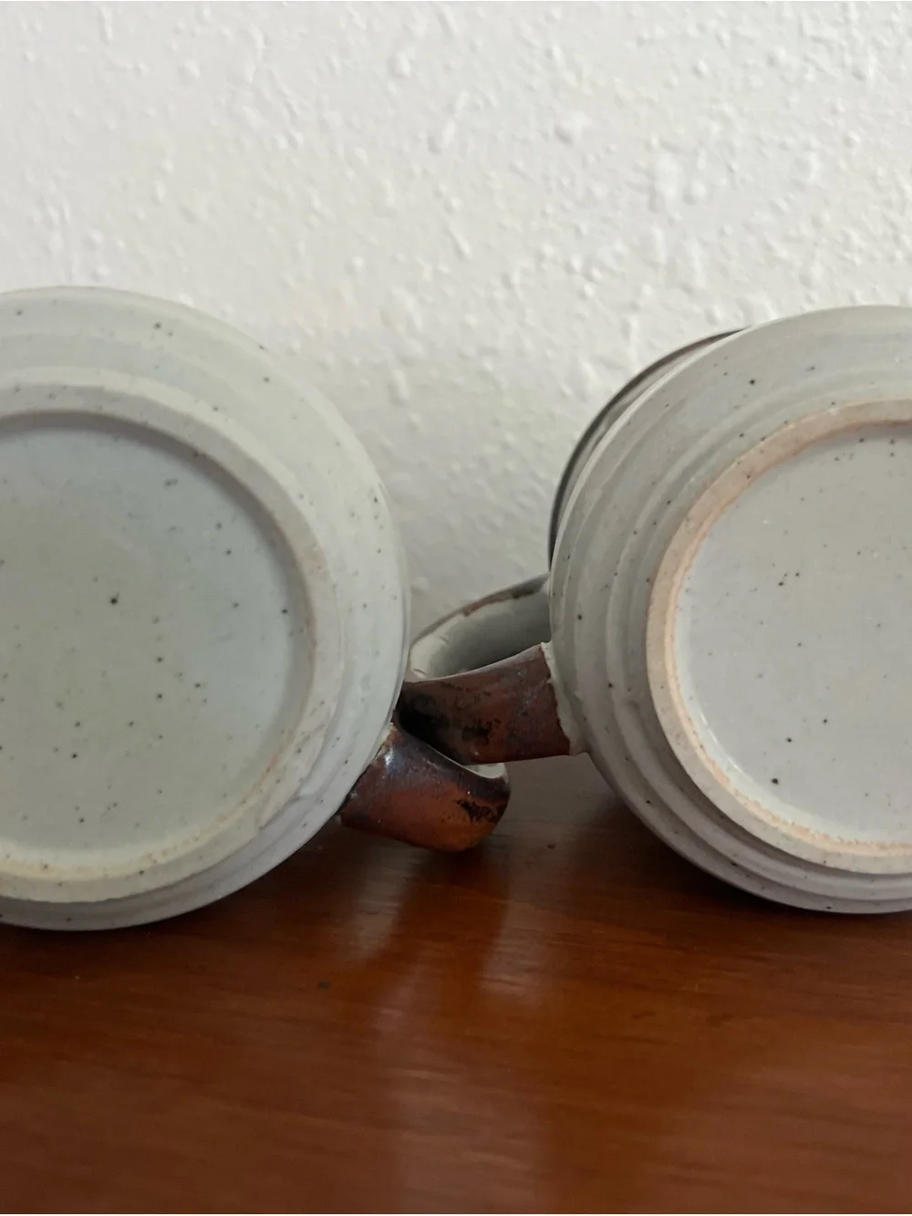 Set of Two Mugs Chicken/Bird Motif Mug — White and Blue